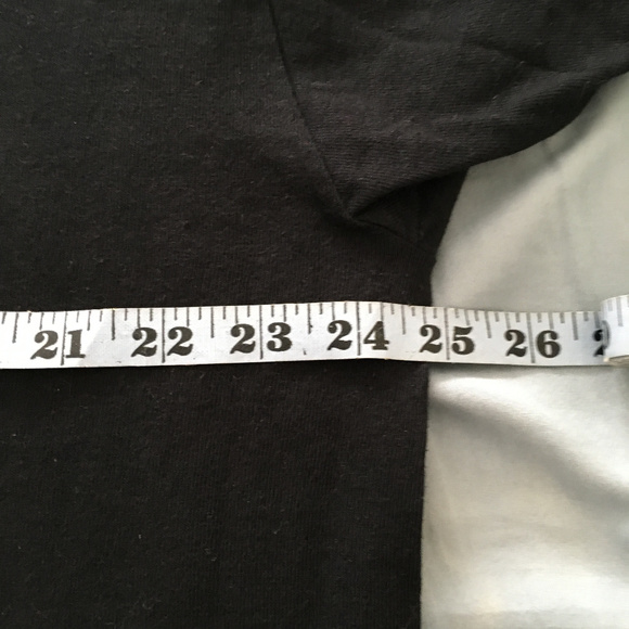 Embroidered New Orleans Jazz t-shirt - Picture 4 of 6